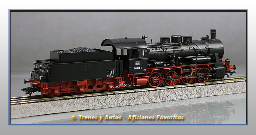 Locomotora vapor con ténder Serie BR-55 - DB